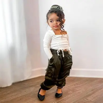 New product girl pure color folds short T army green hip-hop pocket long importers of clothes, Photo color
New product girl pure color folds short T army green hip-hop pocket long importers of clothes, Photo color