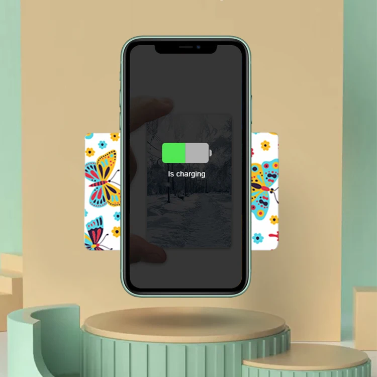 

Low Temperature During The Whole Process Thin Credit Card Size Wireless Phone Charger Card