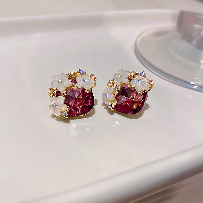 

acrylic flower earings for women 2021 crystal red