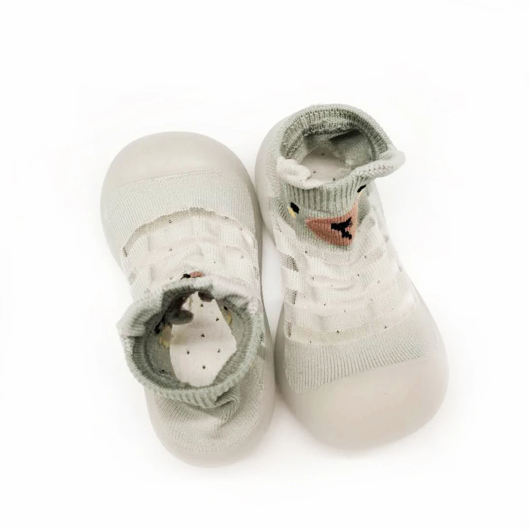 
Soft comfortable warm socks and shoes for babies 