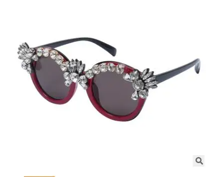 

Fashion Crystal Sunglasses for Women Luxury Rhinestones Sun Glasses Men Vintage Cat Eye Shades Oculos Gafas De Sol