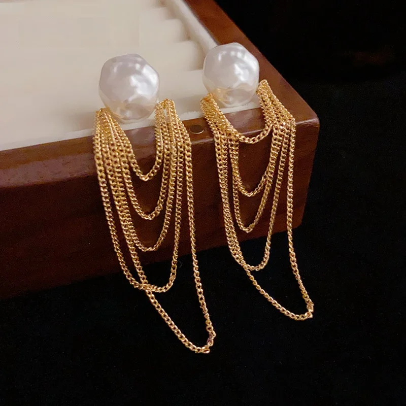 

Thicken Plating S925 Silver Stud Earrings Brass Irregular Gold Chain Earrings Tassel Baroque Pearl Earrings For Women Girls