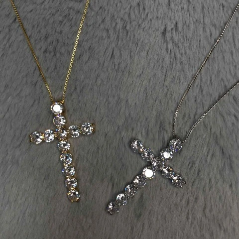 

5MM cz diamond cross pendant necklace with 18inch chain gold necklace, Silver color