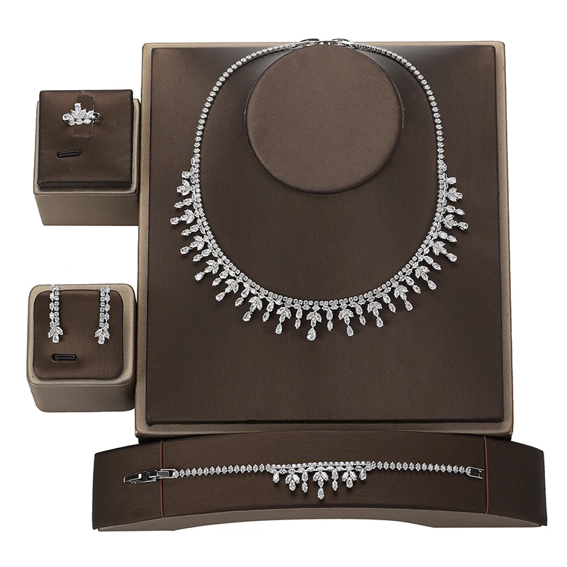 Attend a Banquet Wedding Shiny High-end Crystal Diamond Necklace Earrings Bracelet Ring Jewelry Set BN8565