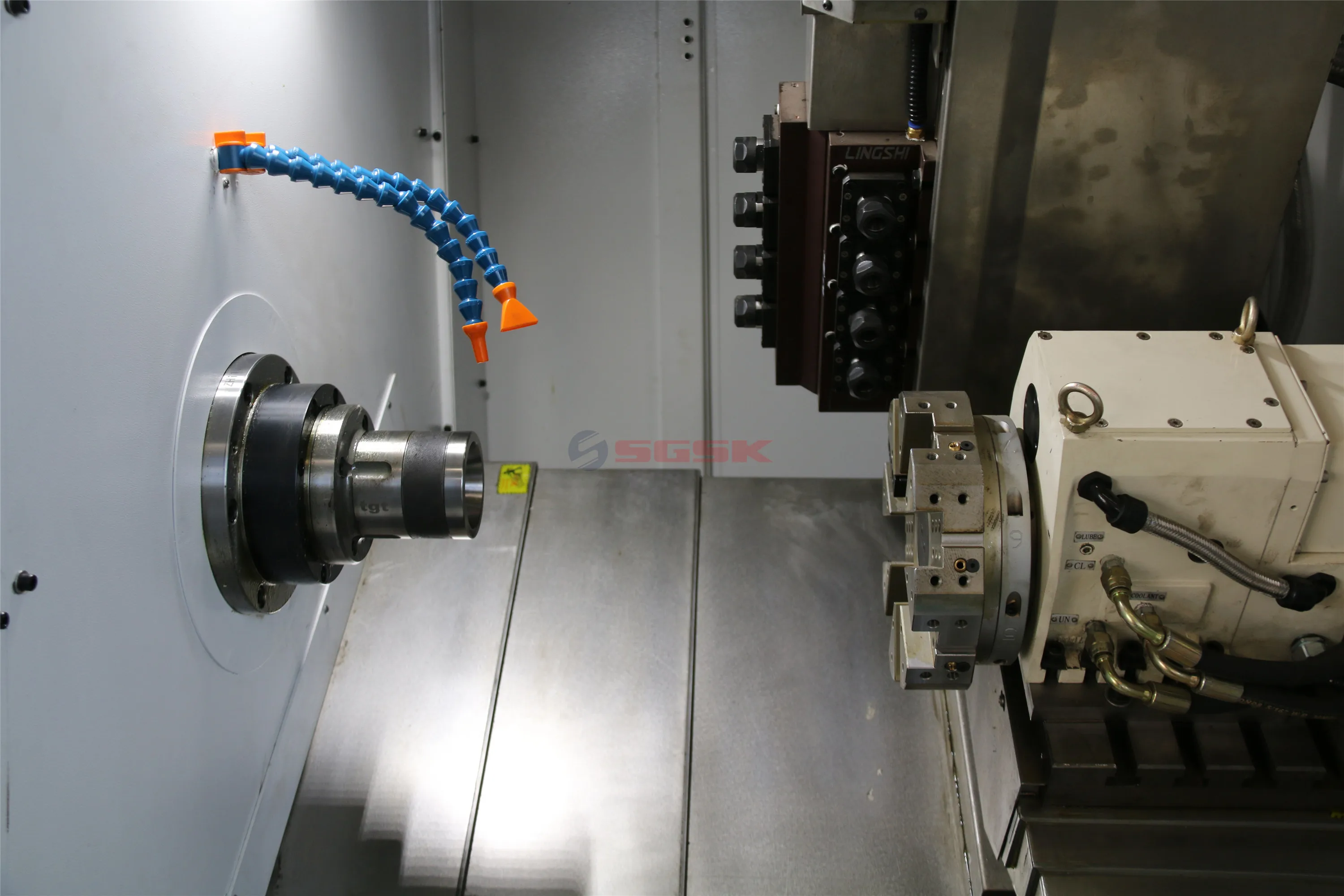 
Y axis CNC Lathe milling machine CK46D-8 Living tool 5 axis cnc lathe fanuc 