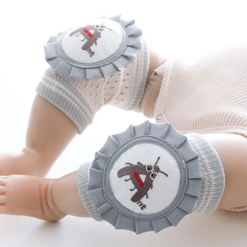 

Every Mother Need To Buy This Lovely Summer Mesh Cartoon Baby Crawl And Running Home Knee Pads