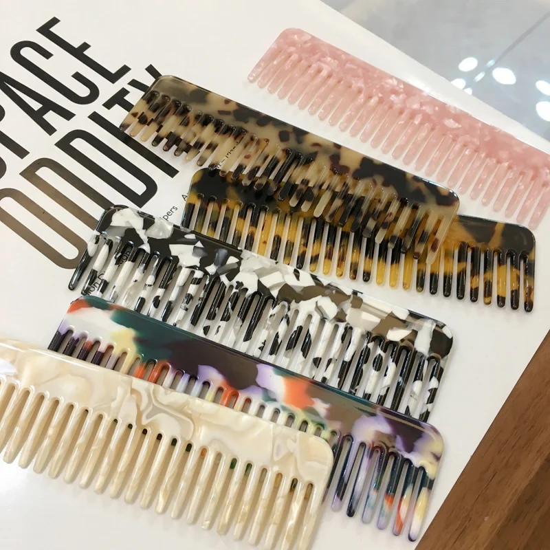 

Custom Korea ins Simple Retro Anti Static Acetic Acid Eco-friendly Wide Tooth Hair Comb Acetate Detangle Hair Brush, As picture shown or customized