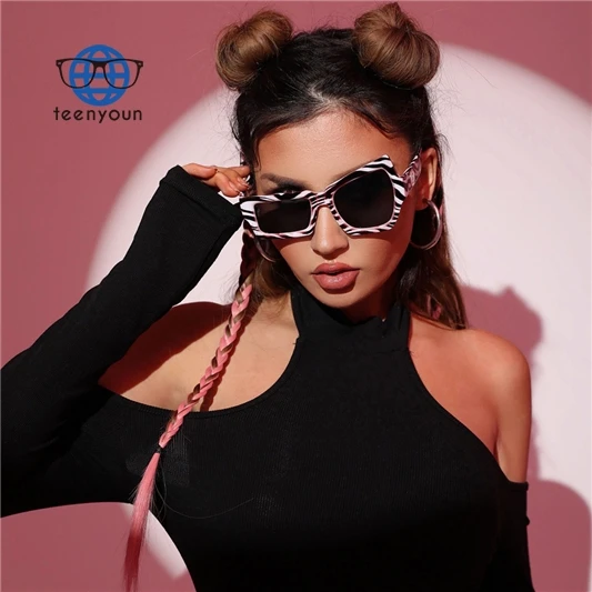 

Teenyoun Cheap Fashion Personality Funny Birthday Party Shades Sunglasses 2023 New Multicolor Irregular Size