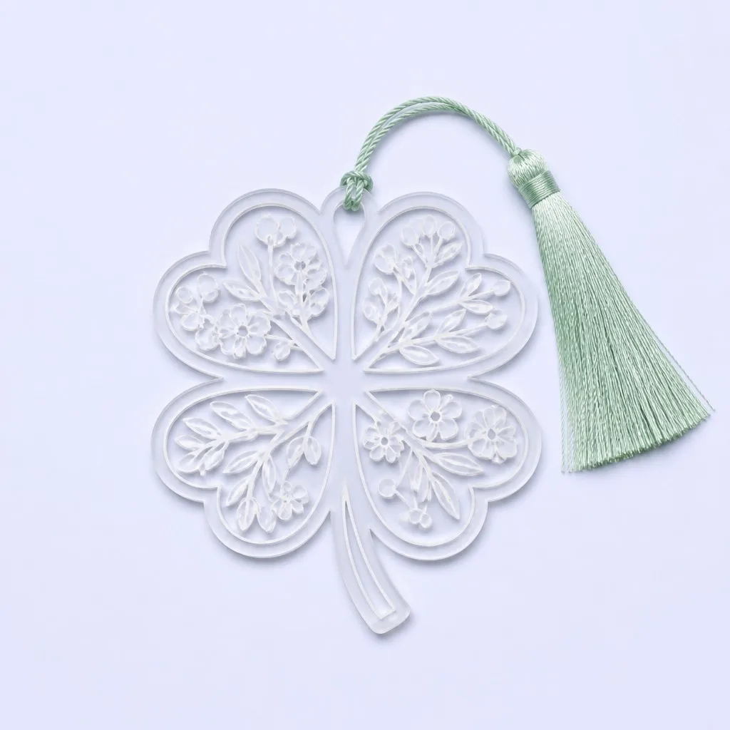 Four-Leaf Clover Filigree Motif