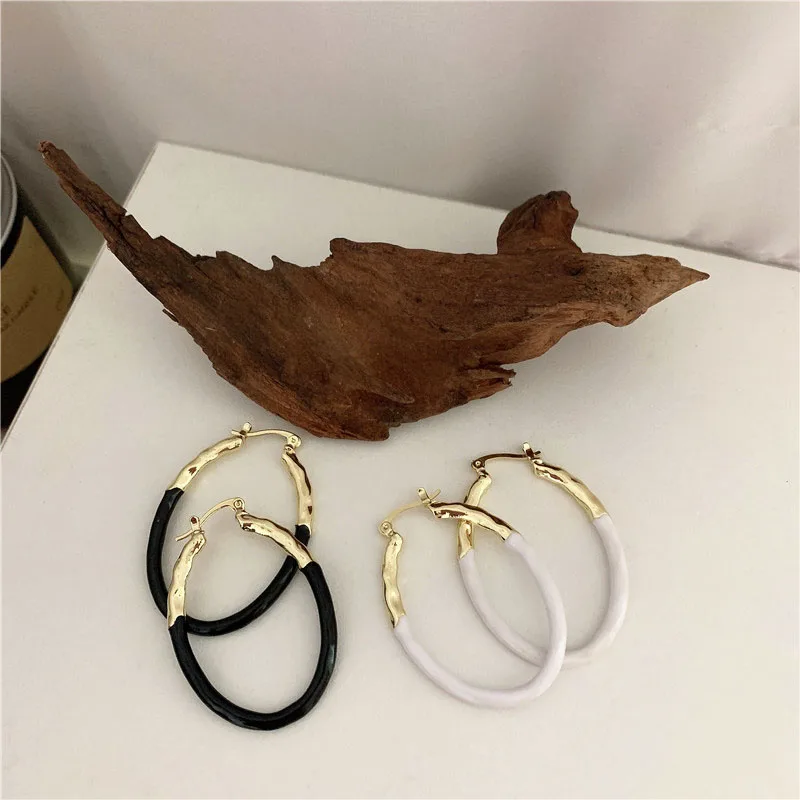 

New Trendy Metal Flat Oval Hoop Earring Bohemian Vintage Enamel Unusual Earring For Women Fashion Daily Jewelry Gifts