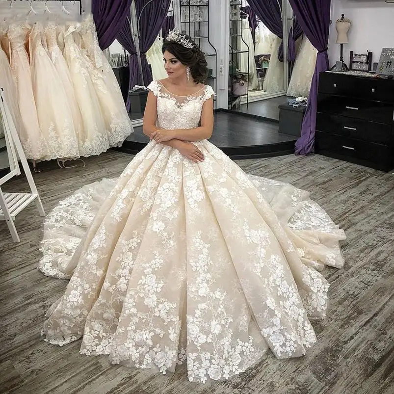 

Off Shoulder Lace Ball Gown Wedding Dresses Scoop Neck Appliqued Court Train Tulle Plus Size Bridal Gowns, Custom made