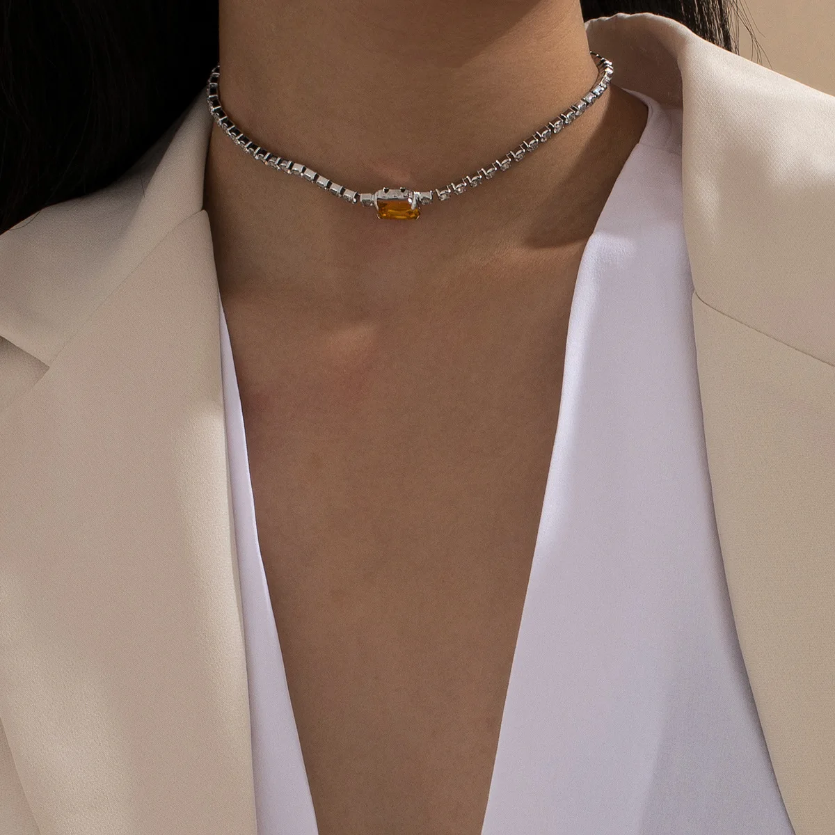 

DANYUAN Simple multi-layer claw chain diamond necklace female fashion diamond peach heart cross necklace set