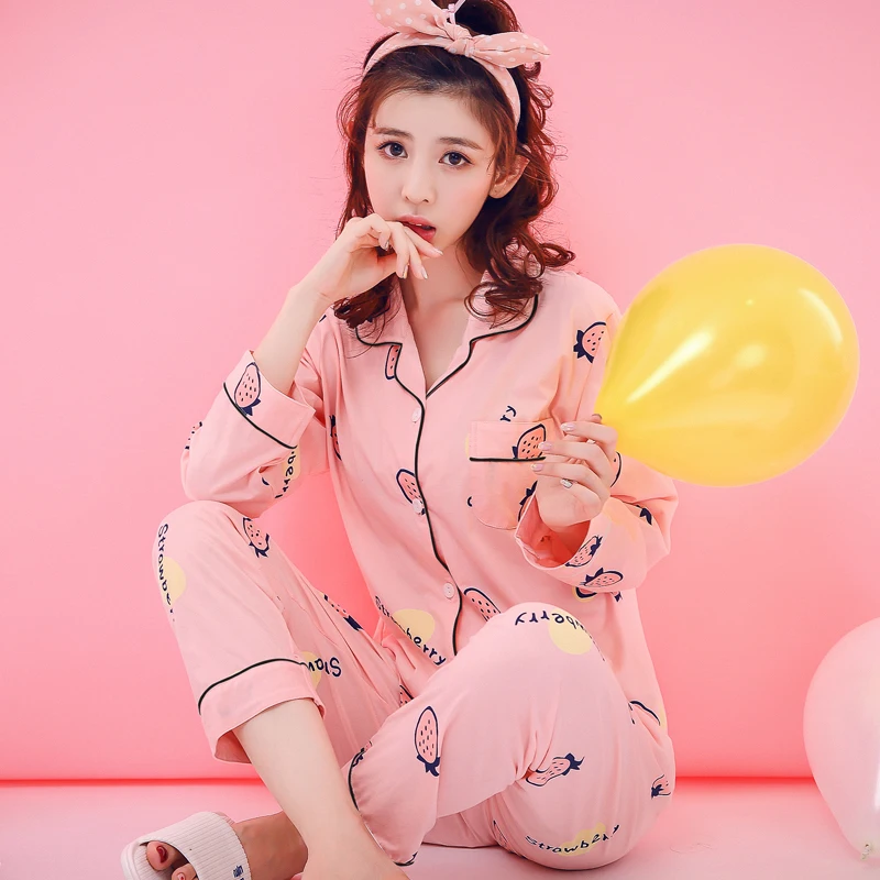 

Hot Sale cartoon Turndown Collar polyester Women Sleepwear Set