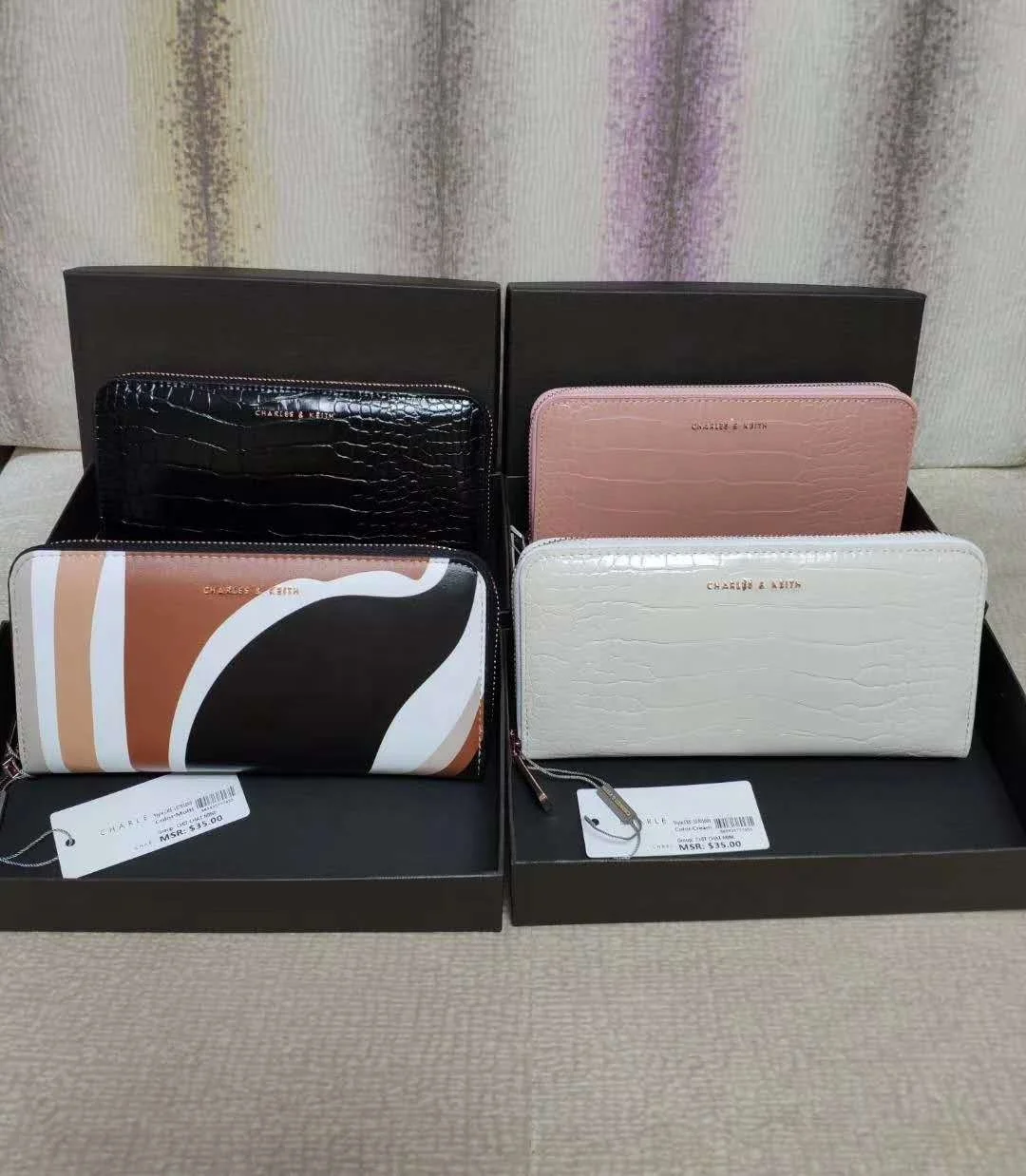 

ready stock 2020 Long wallet lady clutch zipper printed wallet