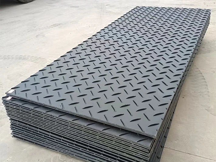 Construction Site Ground Protection Mats: Heavy-Duty Solutions - Deep-textured cleat surface detail