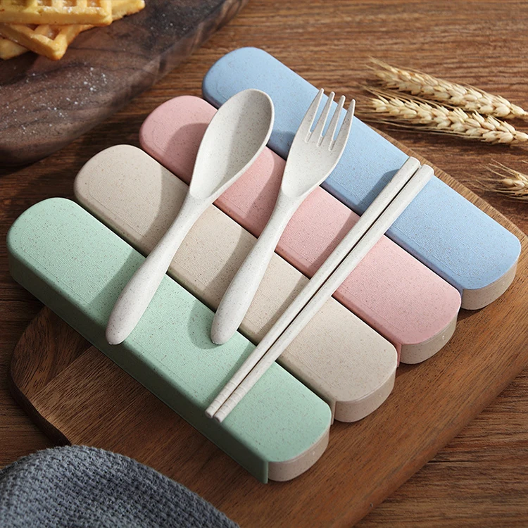 

Factory Hot Sale 4 Pcs Plastic Chopsticks Spoon Fork Sets Wheat Straw Cutlery Sets With Case For Travel