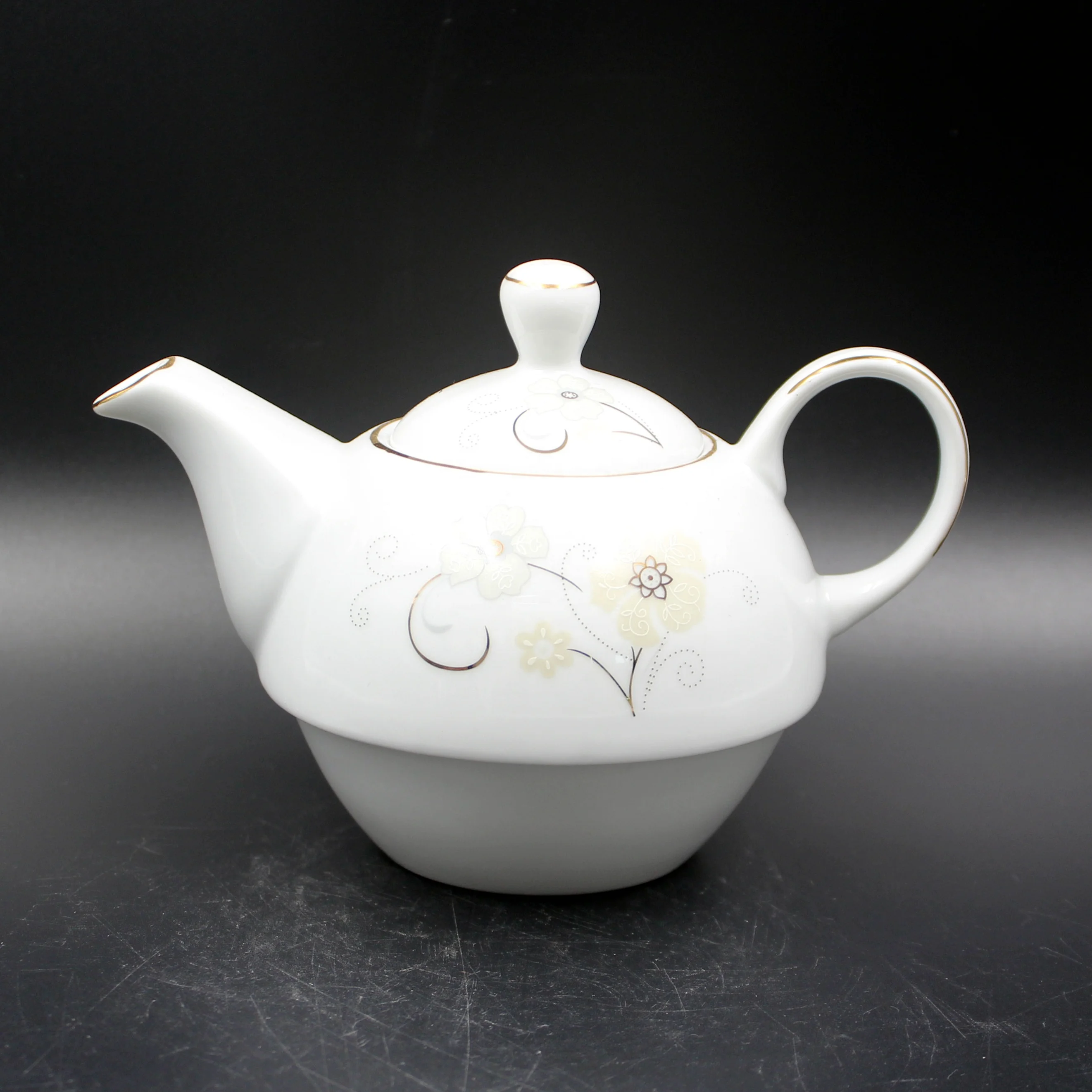 
Tea time porcelain tea set for one person 