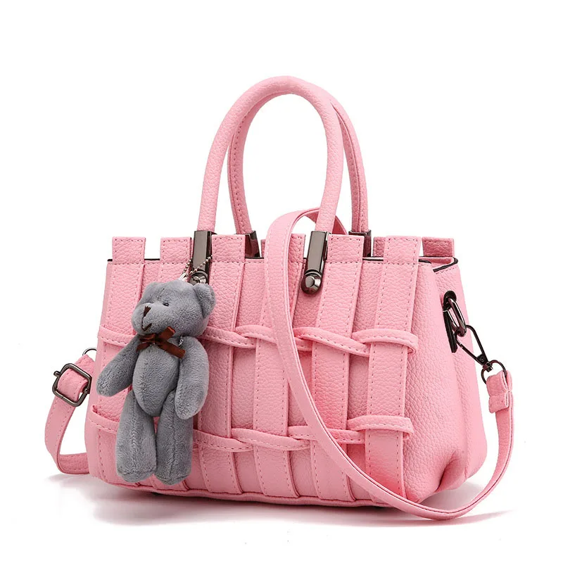 

2021 fashion pink design woven Boston Bag handbag with bear doll