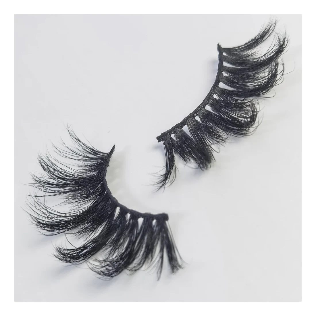 

Free Sample Eyelashes Faux Mink Lashes wholesale KAVVAWU Vendor Eyelash Packaging Cases Fluffy Full Strip Eyelashes Extensions