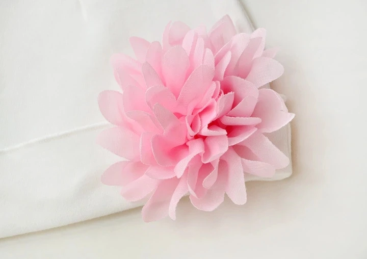 
High quality cute baby girl beanie floral applique baby hat infant cap 