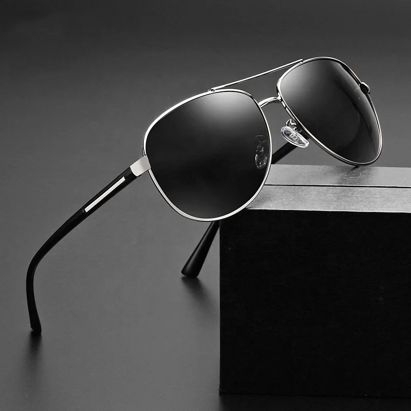 

2021 Newest Metal Frame Retro Men Photochromic Driving Fishing Cycling Sunglasses Male Polarized