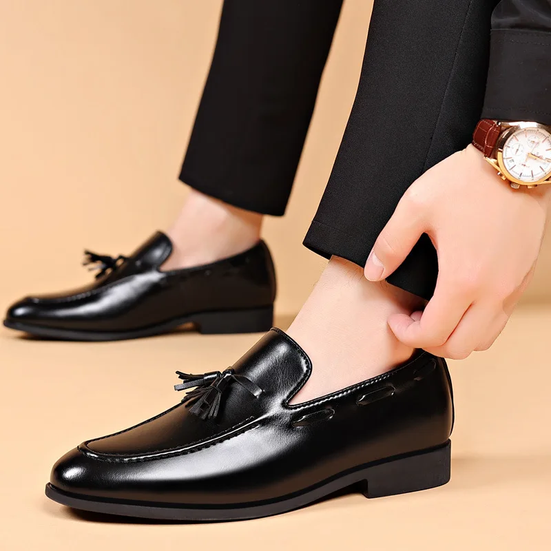 

2023 Summer New Leather Shoes Men Large Size Business Formal Casual Shoes Wedding Lace-up Men's Shoes