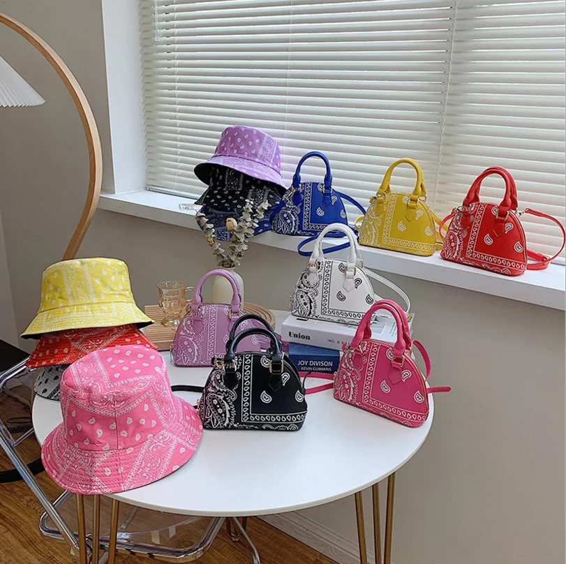 

2021 Fashion Matching Bucket Hat and Purse Set Cashew Paisely Trendy Bandana Bag Purse Set, 7 colors