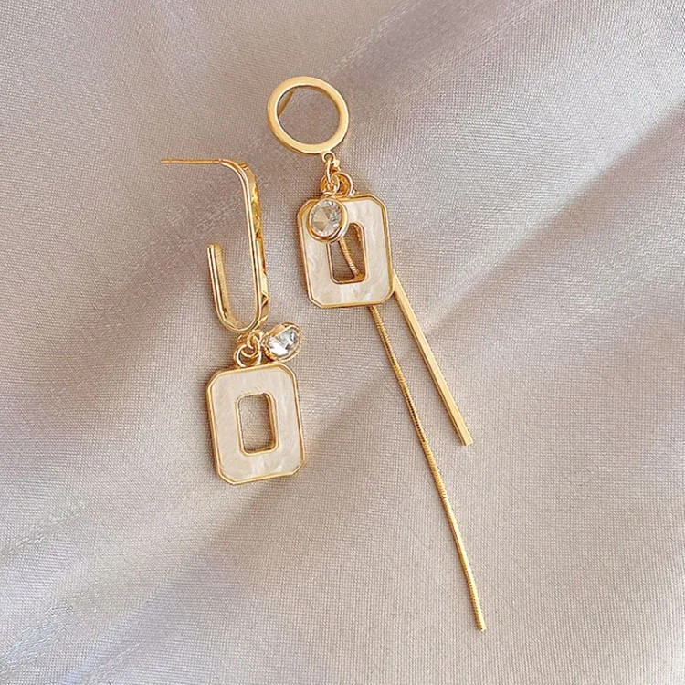 

S925 Silver Needle Asymmetric Square Tassel Acrylic Earrings Wholesale Simple Fashion Earrings for Women