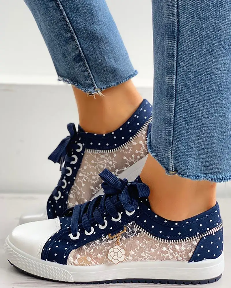 

OEM Summer Women Flat Shoes Hollow Female Canvas Shoes Ladies Lace Up Lady Casual Shoes, Blue or customized