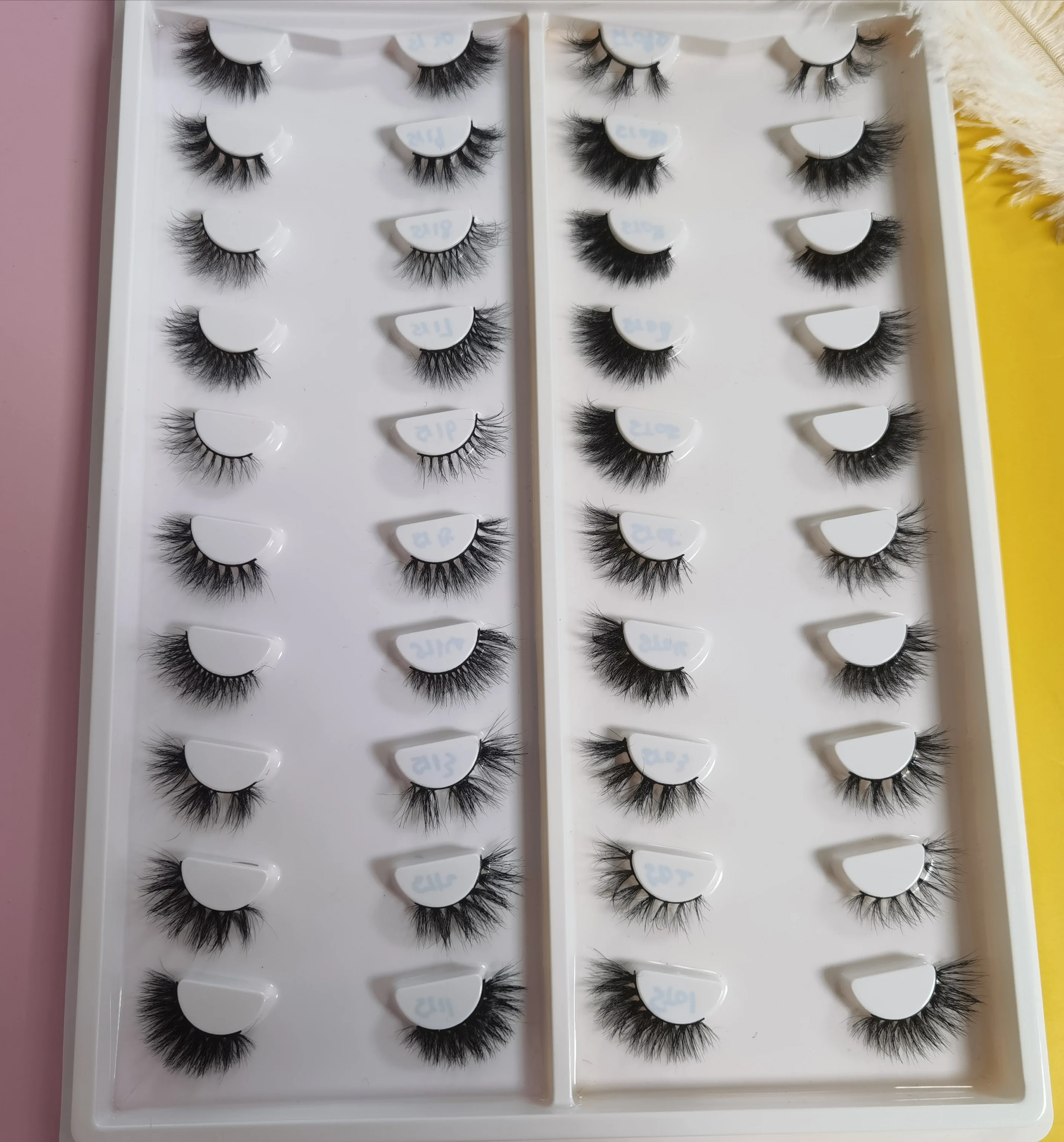 

Most Popular Corner Half Short Eyelashes Mink 3d Lashes With Custom Eyelash Packaging Half Eyelashes