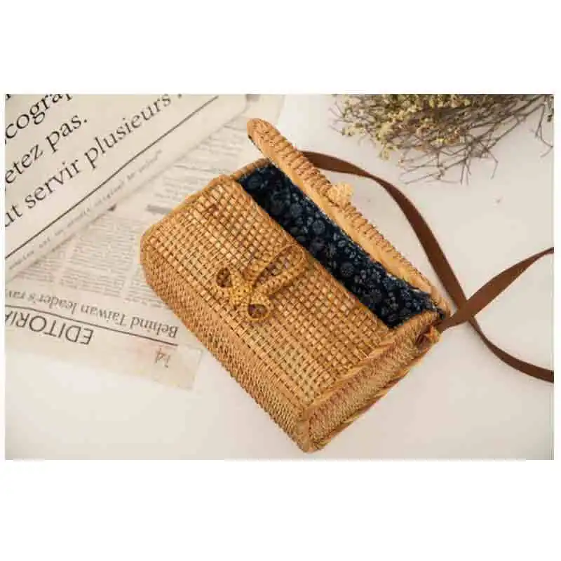 

High Quality Solid Color All Match Fashion Casual Rattan Beach Bag Wholesale Beach Bags Women Hand Bags Rattan