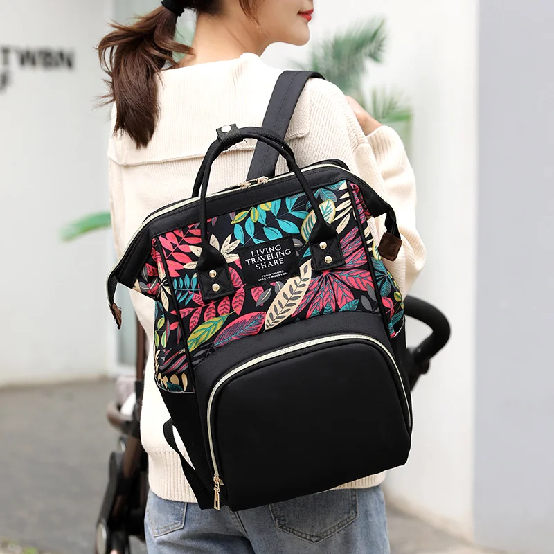 

High-quality mommy custom backpack hot-selling baby backpack with large capacity for outdoor activities