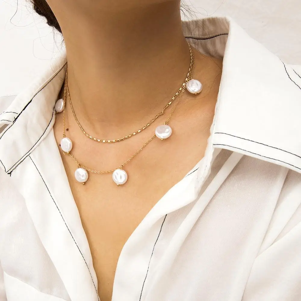 

Boho 18K Gold Plated Multilayer Chain Oblate Pearl Pendant Choker Necklace Irregular Mother of Pearl Necklace, As picture