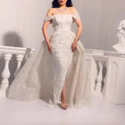 

Sexy off-the-shoulder one-line collar tulle overskirt two piece mermaid detachable tail wedding dress, Shown