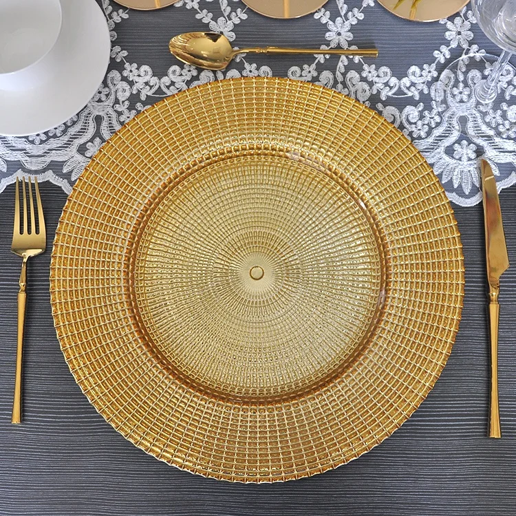 

Stock luxury 13'' glass embossed Checkered gold charger plate for wedding party rent