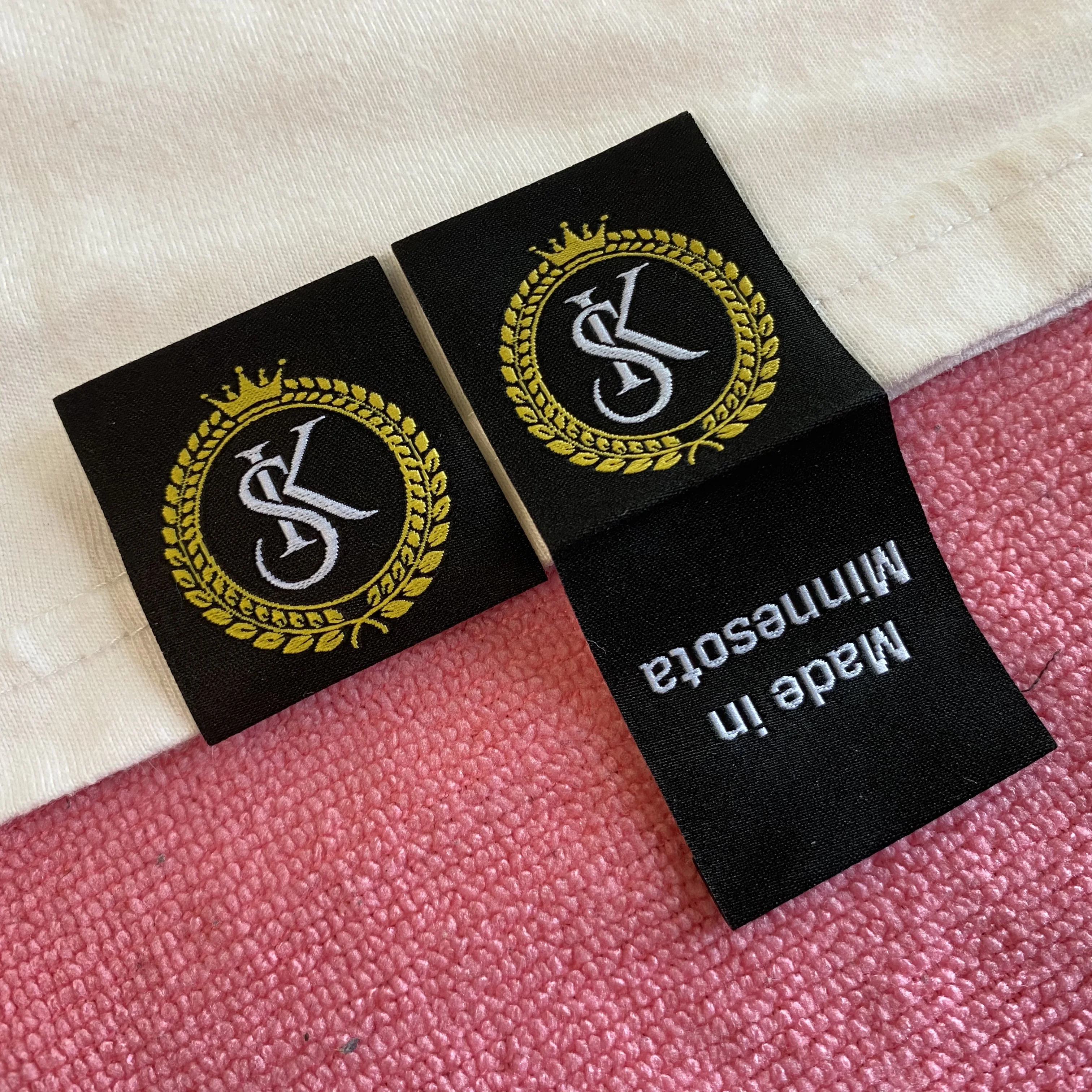 Beautiful Crown logo Woven logo Shirt Hem Labelhot Sale Fashion Design Weaving Hem Tag