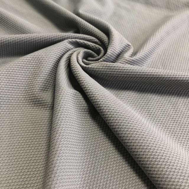 新款提花针织面料定制干合身衬衫和印花尼龙裤