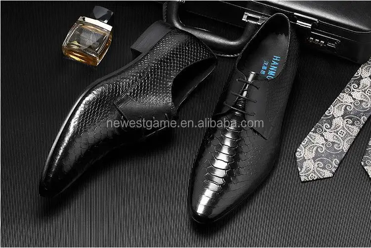 
Italian Hot style handmade high-grade leather shoes formal serrated British pointed high-end men dress shoes genuine leather men 