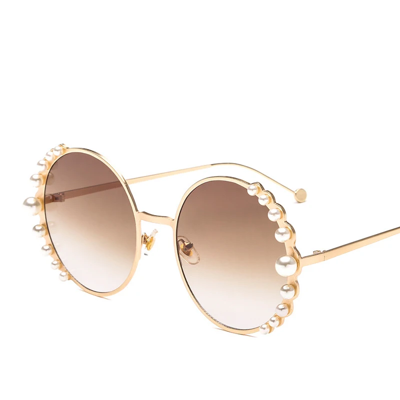 

2023 New round frame pearl luxury glasses fashion trendy vintage sunglasses women men metal sunglasses