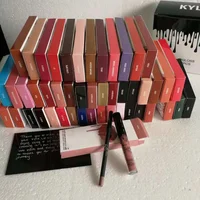 

Amazon hot selling cosmetics Matte lip kit for low price