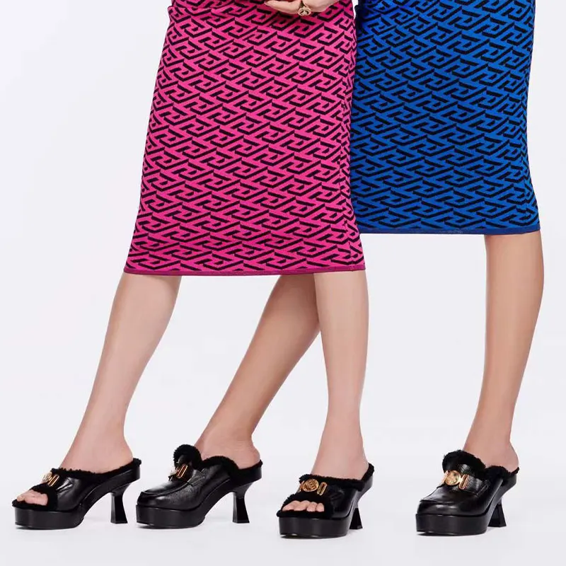 

2022 New Sexy High Heels Slippers Women Square Toe Fashion Design Ladies Sandals Summer Outdoor Runway Party Shoes Mid Heels