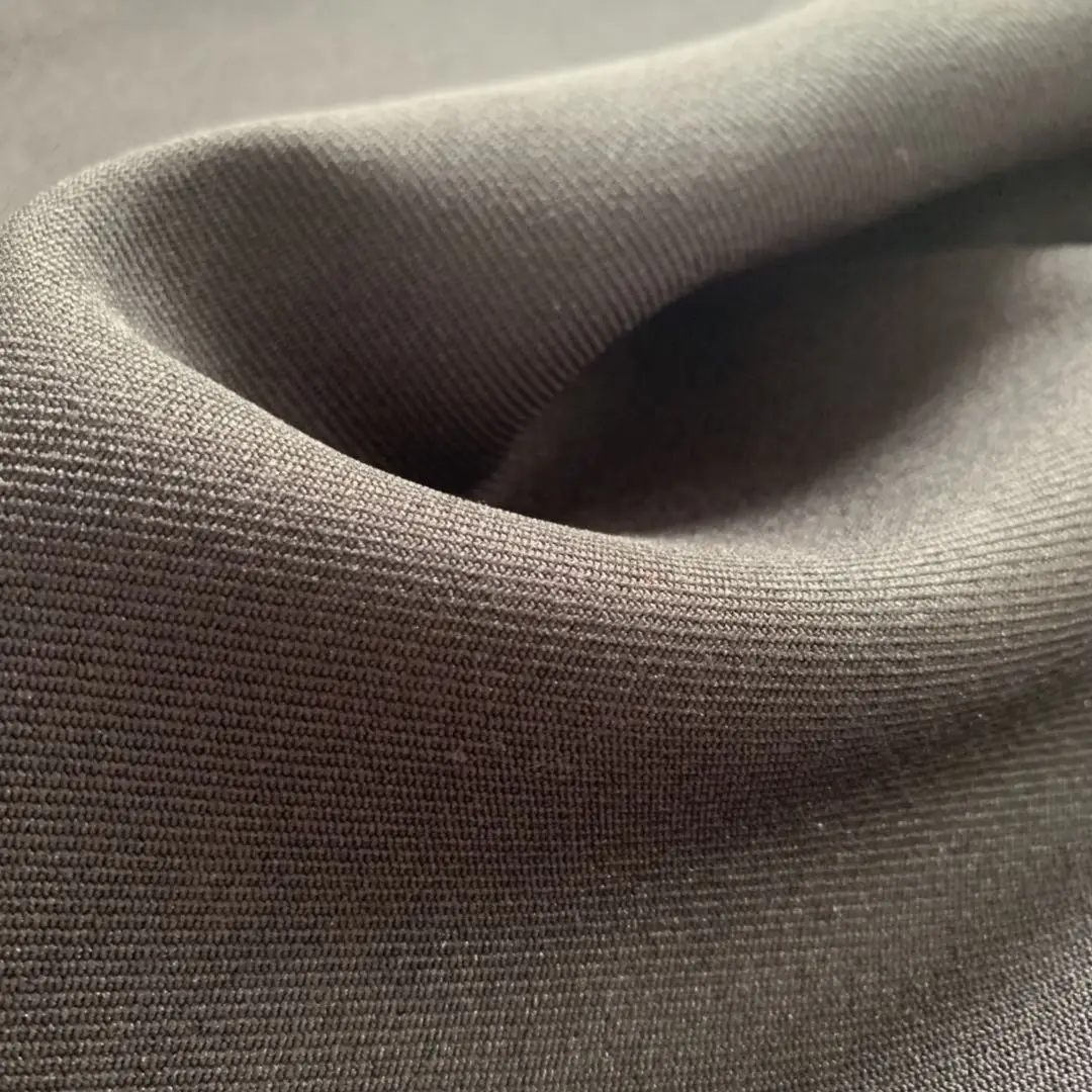 300d * 450d 245gsm斜纹布生产厂家材料涤纶高德履带裤面料