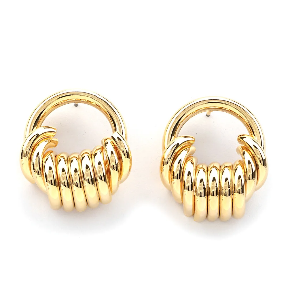 

High feeling ear nail female French restoring ancient ways real gold earrings Korean temperament simple cold metal wind earrings, As picture show