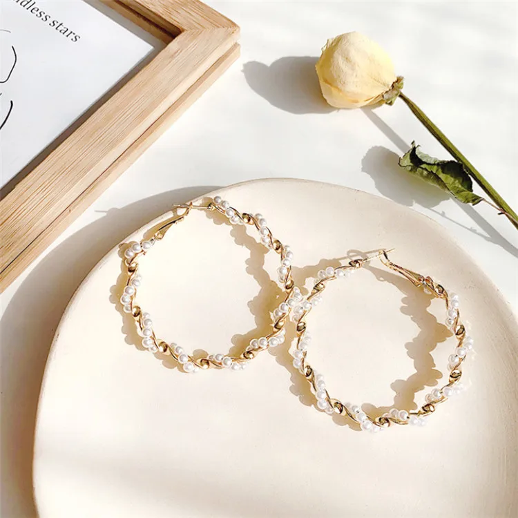 

Fashion Jewelry Hoop Earring For Women Gold Twist Big Circle Pearl Earrings, Picture
