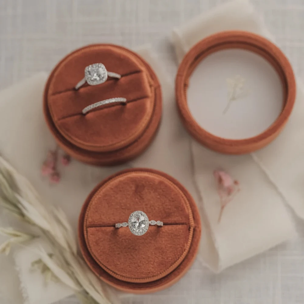

Custom Terracotta Single Slot and Double Slot Orange Circle Ring Box Wedding Engagement Ring Packaging Jewelry Velvet Ring Box