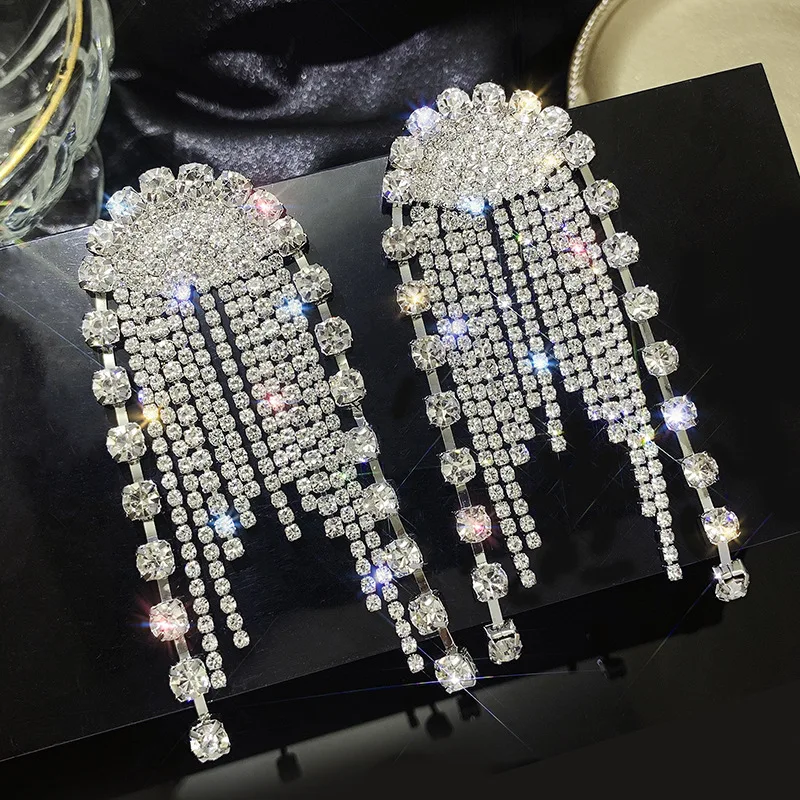 

Hot Selling Trendy Crystal Tassel Fringe Earrings Link Chain Earrings Jewelry For Women, Picture shows