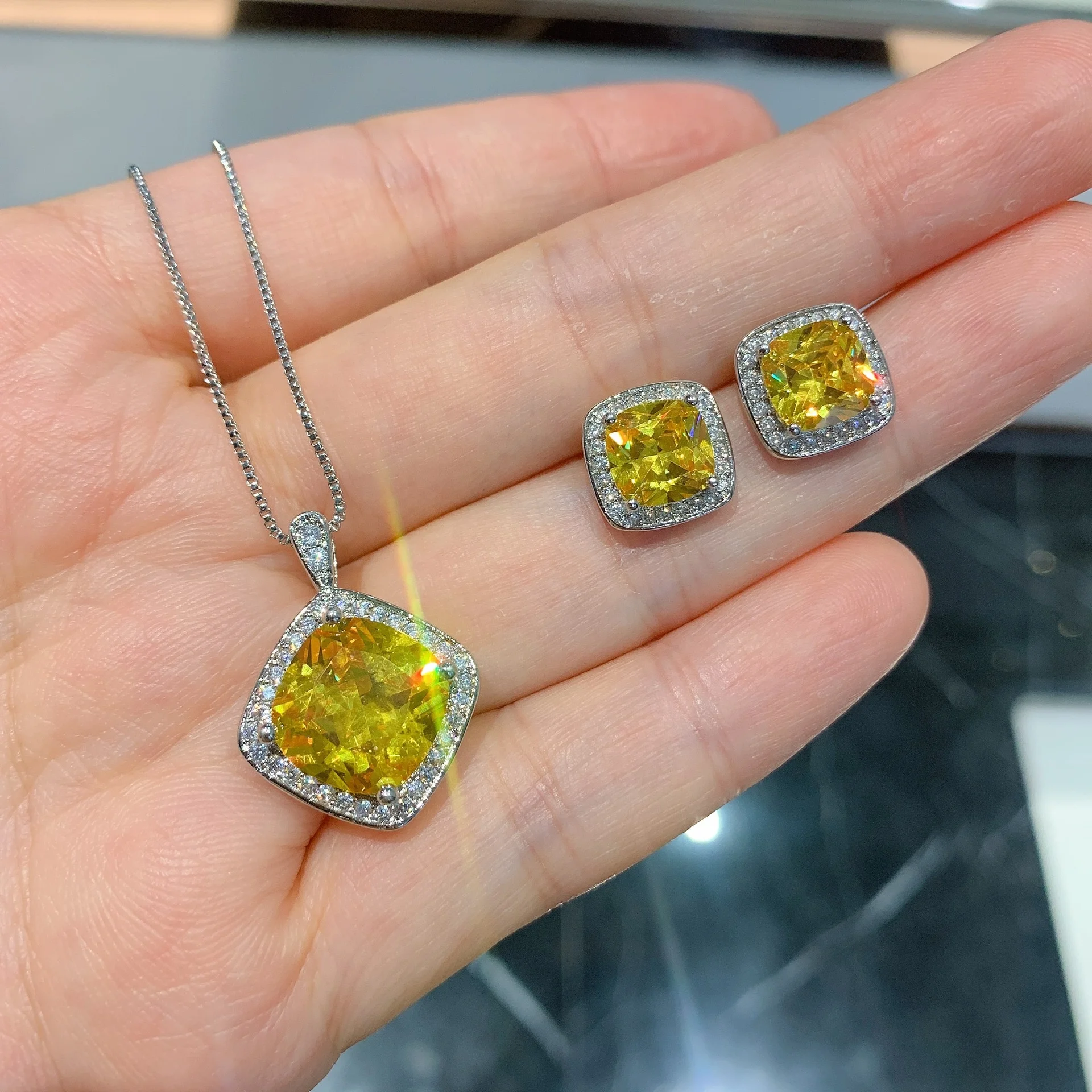 

Gemstone stud earrings Jewelry Set for Women color ear studs Necklace for Wedding Gifts
