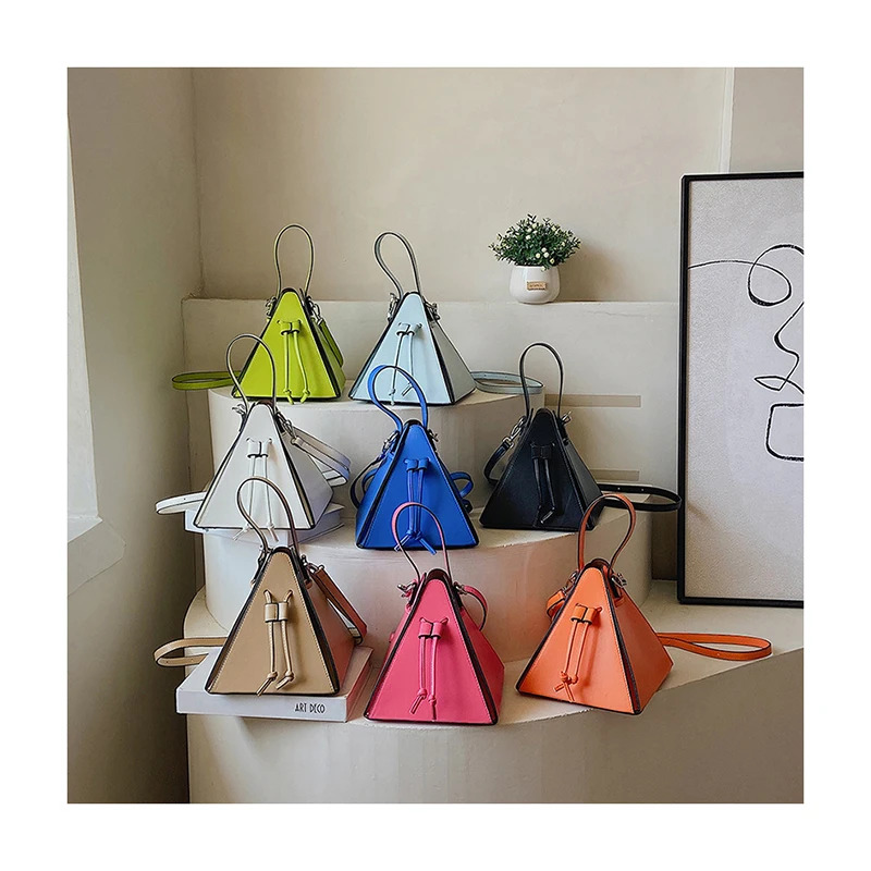 

2022 Summer Foldable Triangle Bags Candy Color Drawstring Handbags For Women Designer Personality Pyramid Tote Crossbody Bags