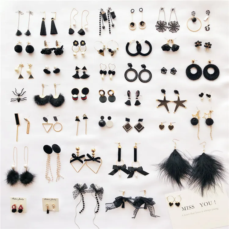 

CLARMER Hot Sale New Fashion Jewelry Cool Black Earrings Women Personality Geometric Stud Earring Long Chain Hoop Earrings