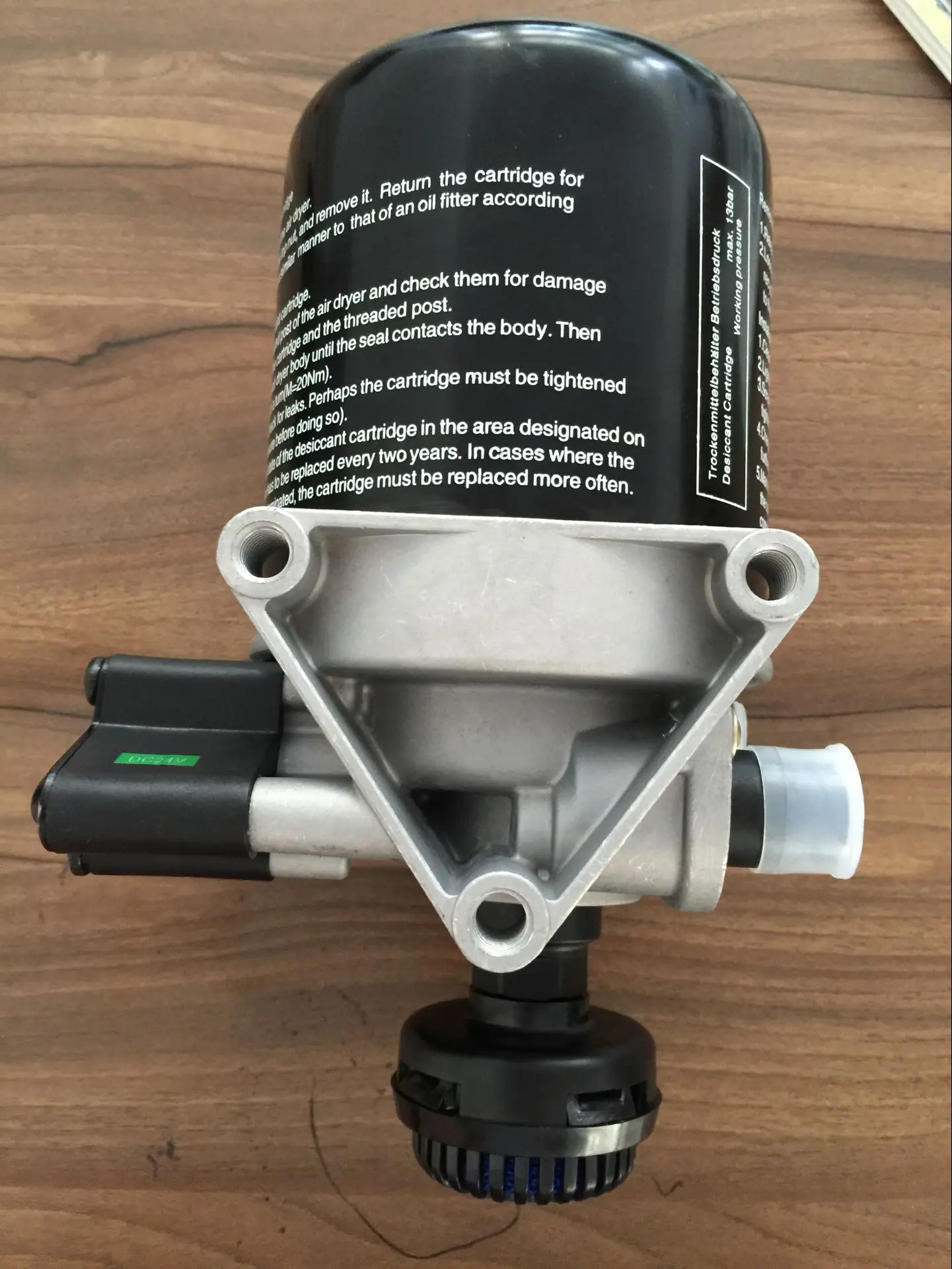 VOLVO truck air dryer ,volvo APU ,4324251050,air dryer filter,20884103
